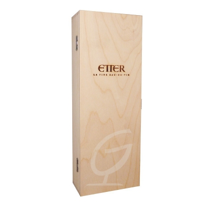 Etter Weihnachtspfl�mli und Vieille Prune No�l in Holzkiste